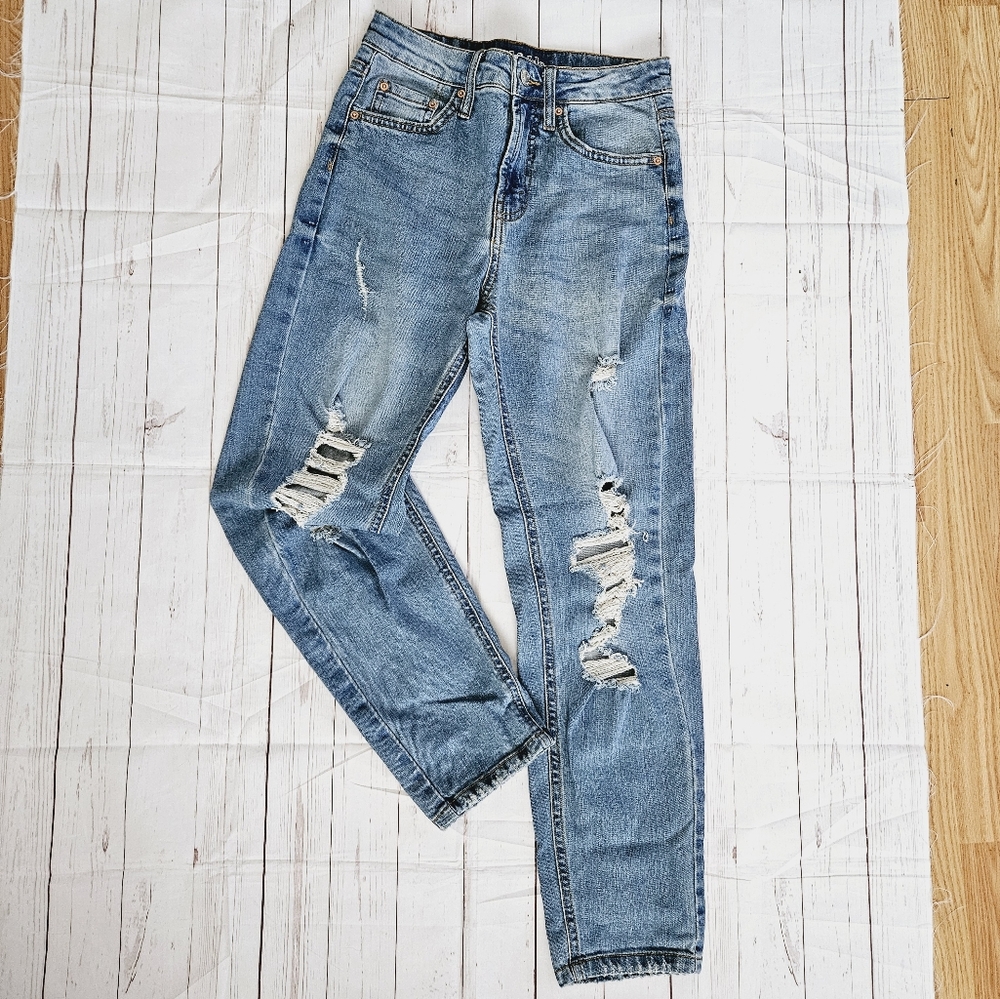 HIGH RISE MOM JEANS - Picture 2 of 8